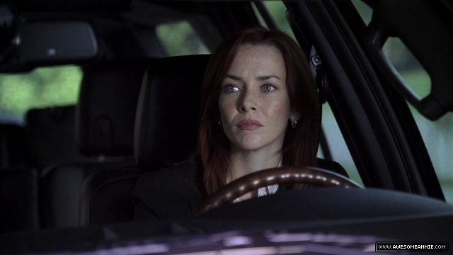 Annie Wersching as Renee Walker in 24 Season 7 Episode 5