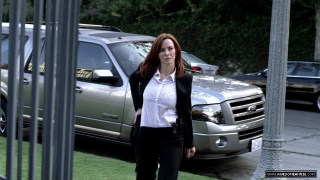 Annie Wersching as Renee Walker in 24 Season 7 Episode 5