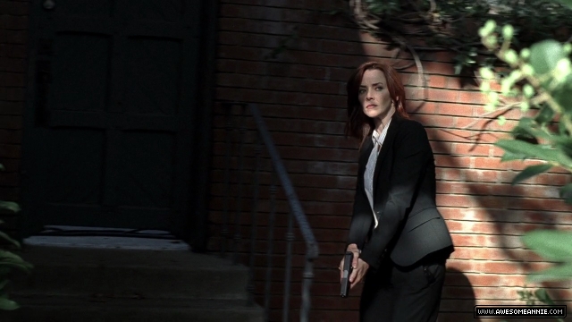 Annie Wersching as Renee Walker in 24 Season 7 Episode 5