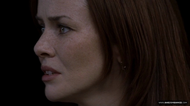 Annie Wersching as Renee Walker in 24 Season 7 Episode 6