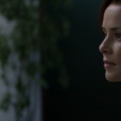 Annie Wersching as Renee Walker in 24 Season 7 Episode 7