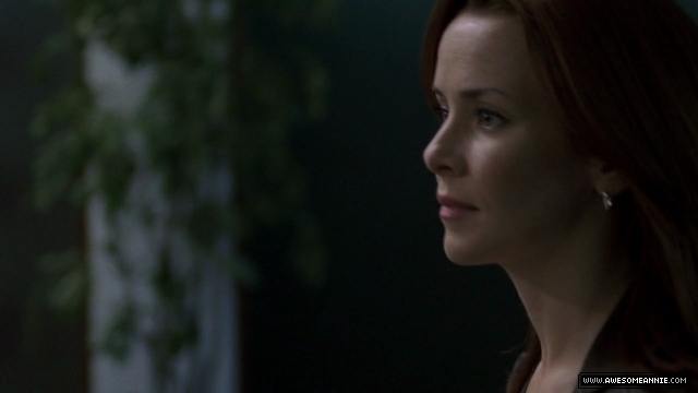 Annie Wersching as Renee Walker in 24 Season 7 Episode 7