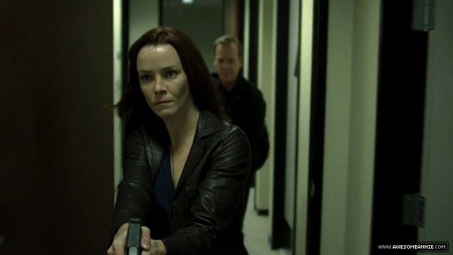 Annie Wersching as Renee Walker in 24 Season 7 Episode 7