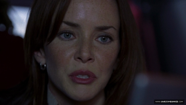 Annie Wersching as Renee Walker in 24 Season 7 Episode 7