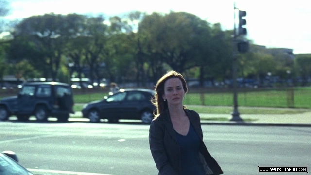 Annie Wersching as Renee Walker in 24 Season 7 Episode 8