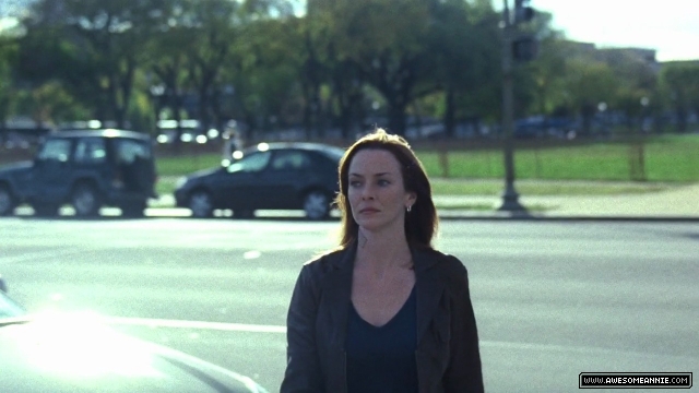 Annie Wersching as Renee Walker in 24 Season 7 Episode 8