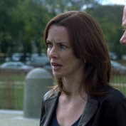 Annie Wersching as Renee Walker in 24 Season 7 Episode 8