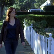 Annie Wersching as Renee Walker in 24 Season 7 Episode 8