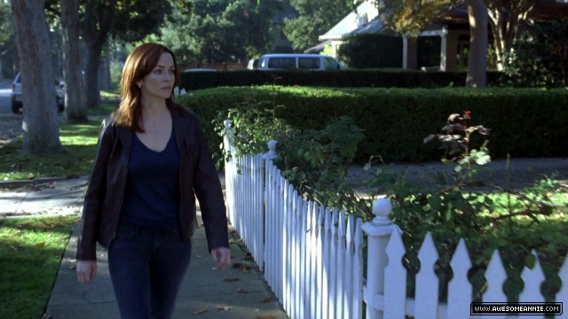 Annie Wersching as Renee Walker in 24 Season 7 Episode 8