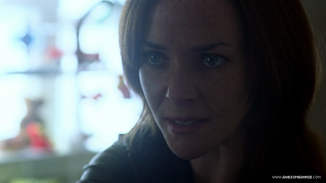 Annie Wersching as Renee Walker in 24 Season 7 Episode 8