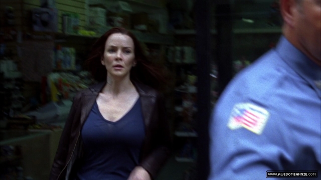 Annie Wersching as Renee Walker in 24 Season 7 Episode 9