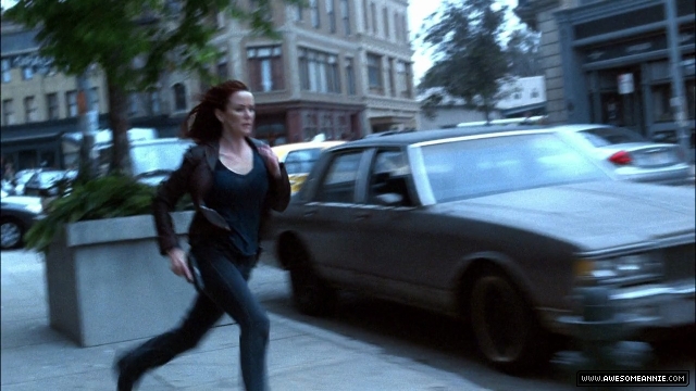 Annie Wersching as Renee Walker in 24 Season 7 Episode 10