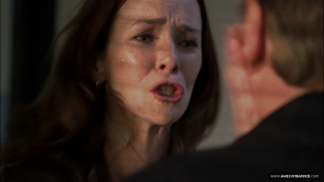 Annie Wersching as Renee Walker in 24 Season 7 Episode 10