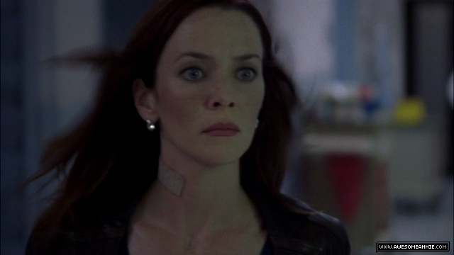 Annie Wersching as Renee Walker in 24 Season 7 Episode 11