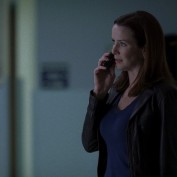 Annie Wersching as Renee Walker in 24 Season 7 Episode 11