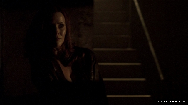 Annie Wersching as Renee Walker in 24 Season 7 Episode 11