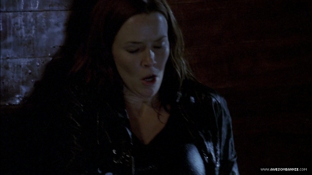 Annie Wersching as Renee Walker in 24 Season 7 Episode 11