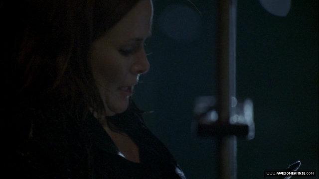 Annie Wersching as Renee Walker in 24 Season 7 Episode 11