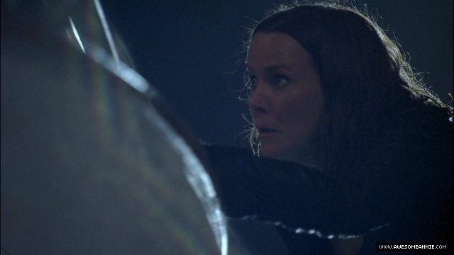 Annie Wersching as Renee Walker in 24 Season 7 Episode 11