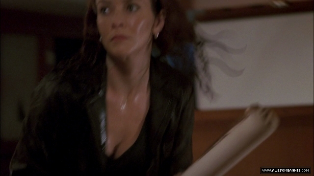 Annie Wersching as Renee Walker in 24 Season 7 Episode 11