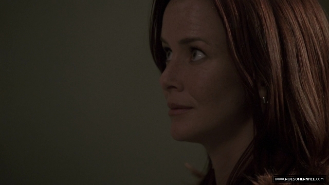 Annie Wersching as Renee Walker in 24 Season 7 Episode 13