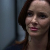 Annie Wersching as Renee Walker in 24 Season 7 Episode 14