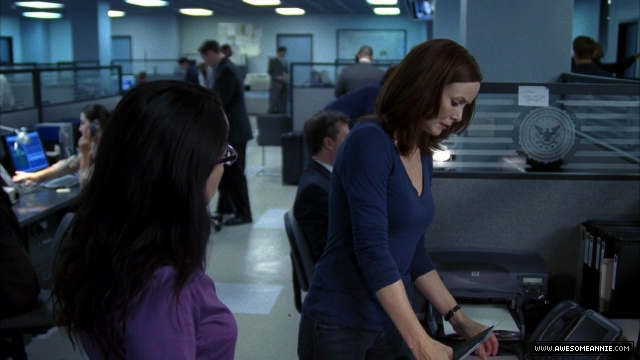 Annie Wersching as Renee Walker in 24 Season 7 Episode 16