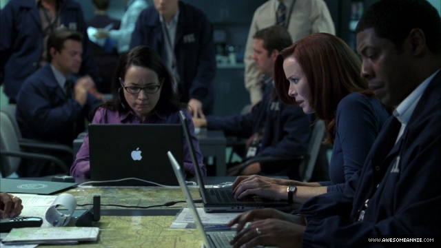 Annie Wersching as Renee Walker in 24 Season 7 Episode 17