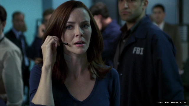 Annie Wersching as Renee Walker in 24 Season 7 Episode 17