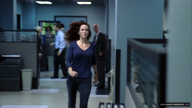 Annie Wersching as Renee Walker in 24 Season 7 Episode 17