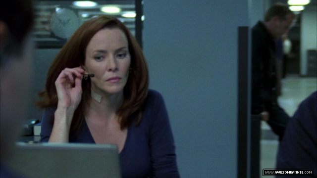 Annie Wersching as Renee Walker in 24 Season 7 Episode 17