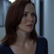 Annie Wersching as Renee Walker in 24 Season 7 Episode 17