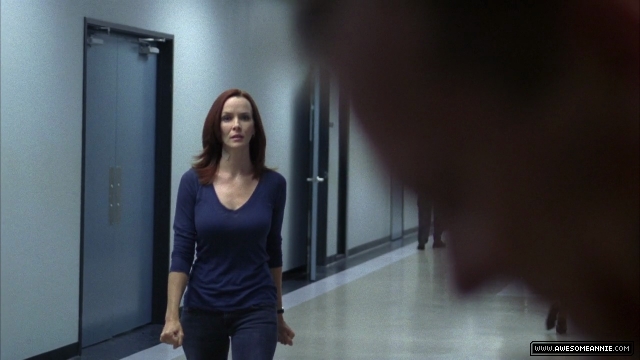 Annie Wersching as Renee Walker in 24 Season 7 Episode 18