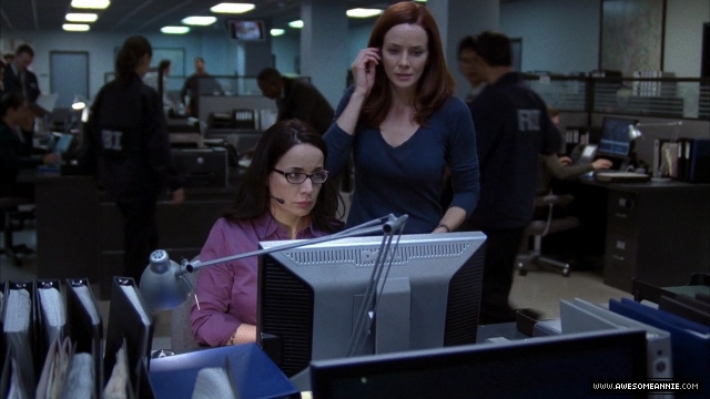 Annie Wersching as Renee Walker in 24 Season 7 Episode 18