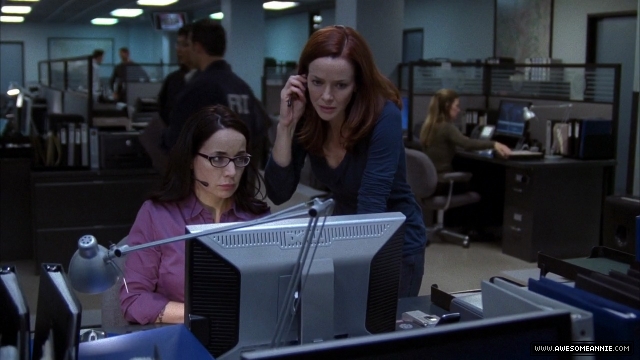 Annie Wersching as Renee Walker in 24 Season 7 Episode 18