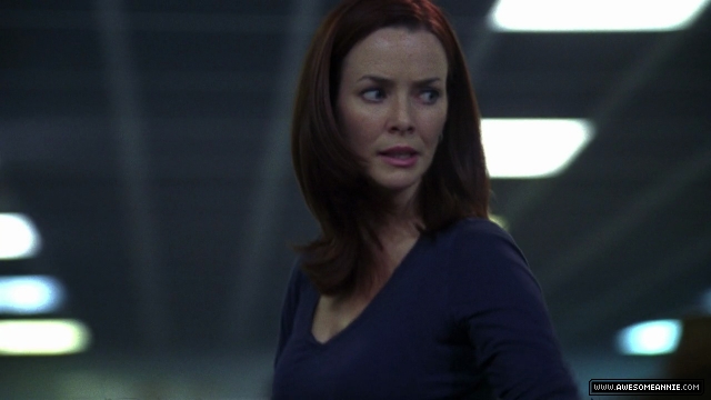 Annie Wersching as Renee Walker in 24 Season 7 Episode 19