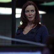 Annie Wersching as Renee Walker in 24 Season 7 Episode 19