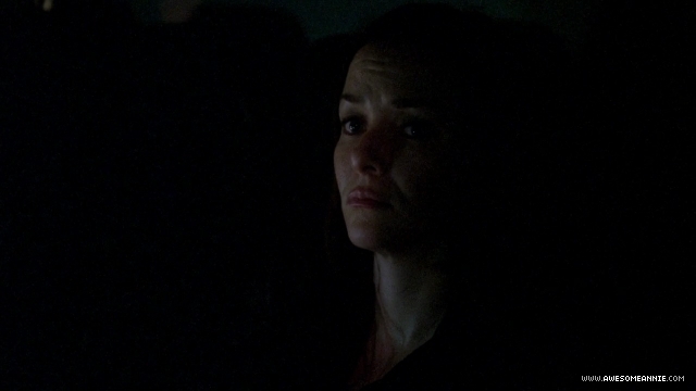 Annie Wersching as Renee Walker in 24 Season 7 Episode 19