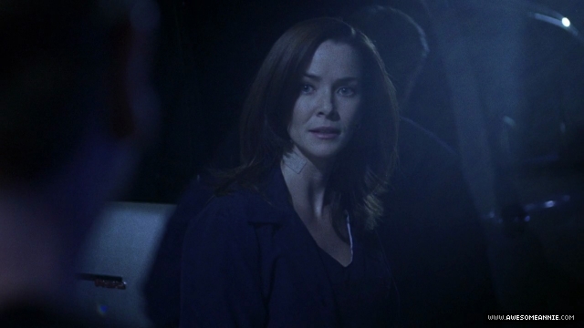 Annie Wersching as Renee Walker in 24 Season 7 Episode 19