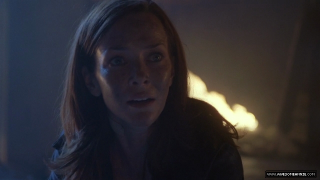 Annie Wersching as Renee Walker in 24 Season 7 Episode 19