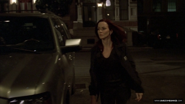 Annie Wersching as Renee Walker in 24 Season 7 Episode 21