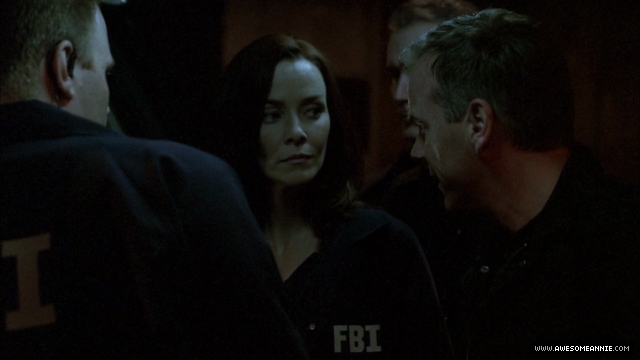 Annie Wersching as Renee Walker in 24 Season 7 Episode 21