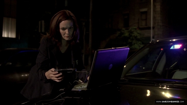 Annie Wersching as Renee Walker in 24 Season 7 Episode 22