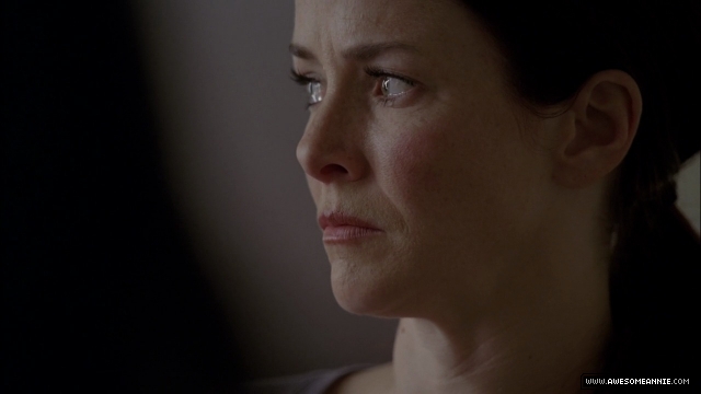 Annie Wersching as Renee Walker in 24 Season 8 Episode 9