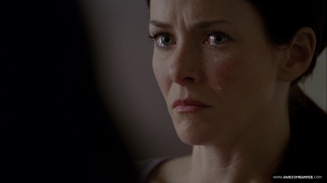 Annie Wersching as Renee Walker in 24 Season 8 Episode 9