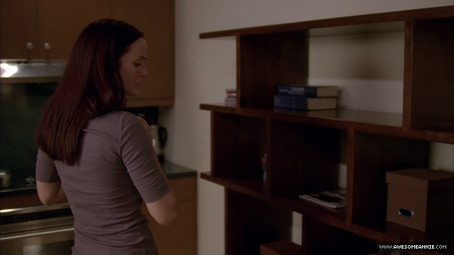 Annie Wersching as Renee Walker in 24 Season 8 Episode 17