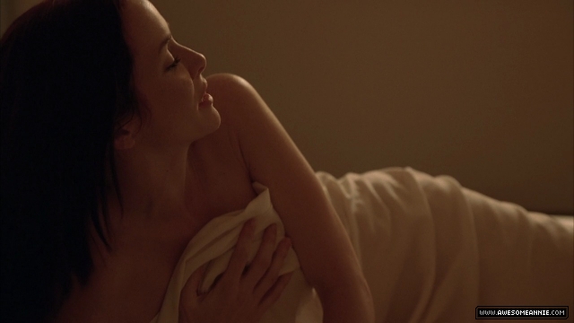 Annie Wersching as Renee Walker in 24 Season 8 Episode 17