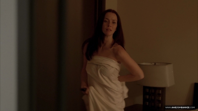 Annie Wersching as Renee Walker in 24 Season 8 Episode 17