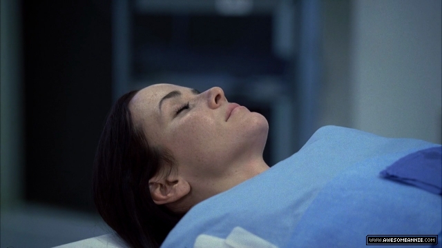 Annie Wersching as Renee Walker in 24 Season 8 Episode 17