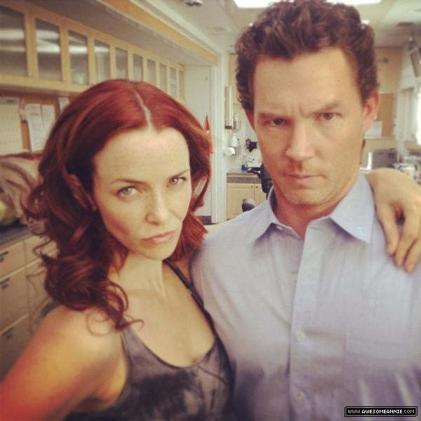 Annie Wersching and Shawn Hatosy on Body of Proof set